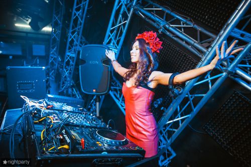 DJ Mariya Malyakina - Masha Mashup's Love Dutch [2014]