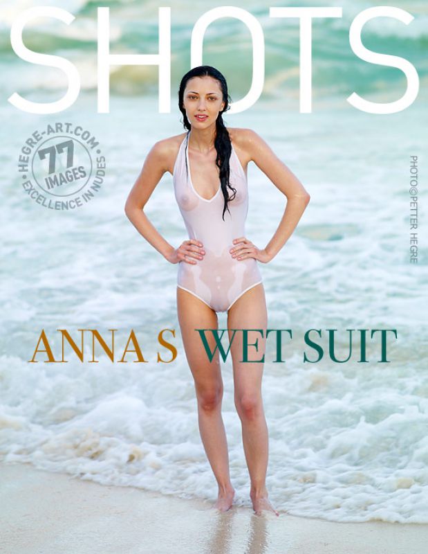  Anna S - Wet Suit x79