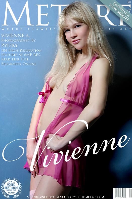 Vivienne A - Presenting - by Rylsky (2008-10-16)