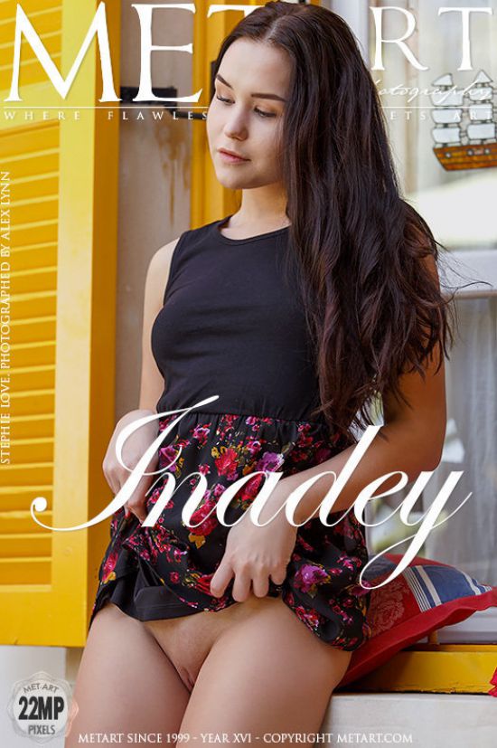 Stephie Love - Inadey (x127)